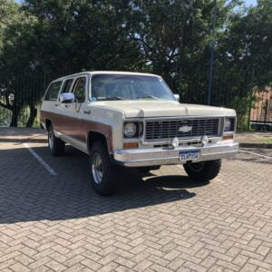 Chevrolet suburban cheyenne 1976